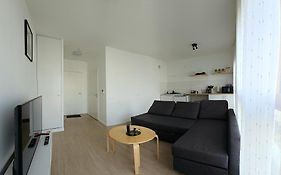 Studio Entre Paris Et Disney